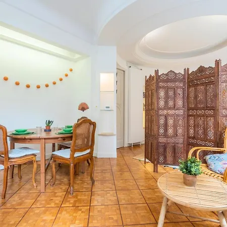 Center With Lots Of Charm Appartement